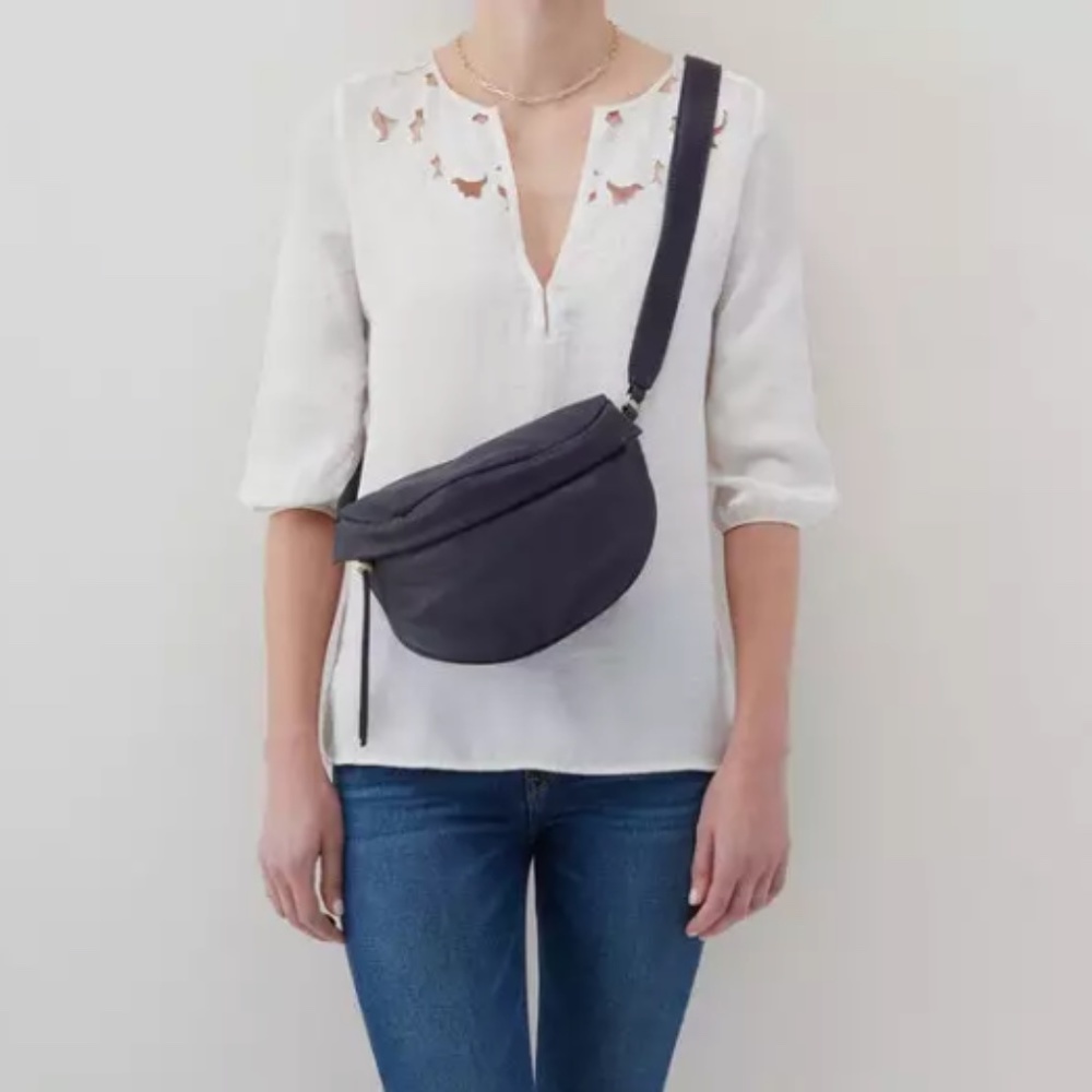 Like New Black Leather HOBO Remedy Belt Bag